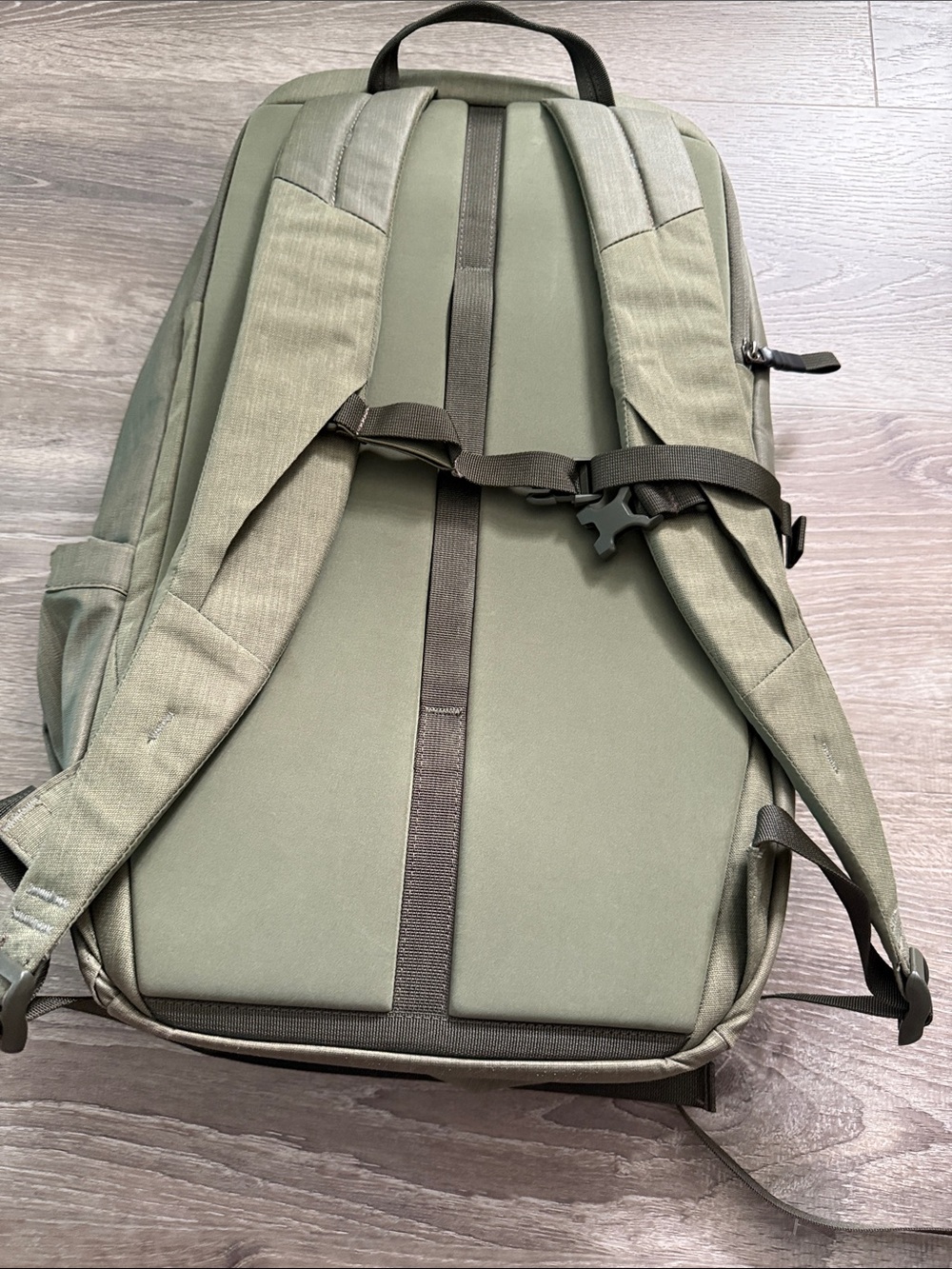 Mec Backpack - Picture 4 of 10